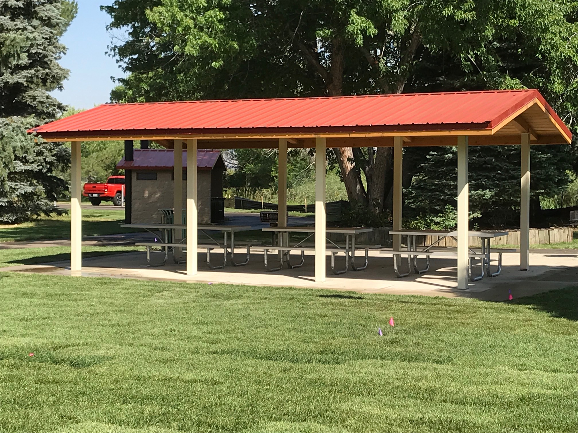 BELLEVIEW 3 PAVILION